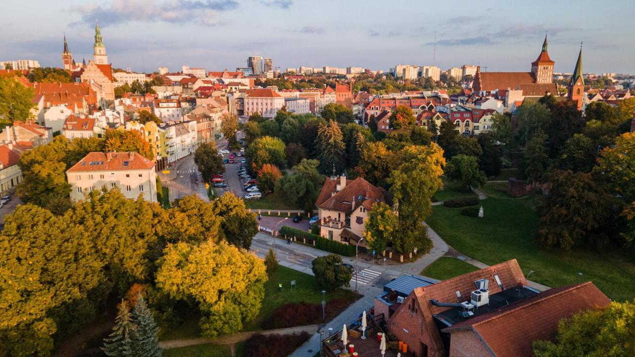 Hotel Pod Zamkiem Olsztyn  Exteriör bild